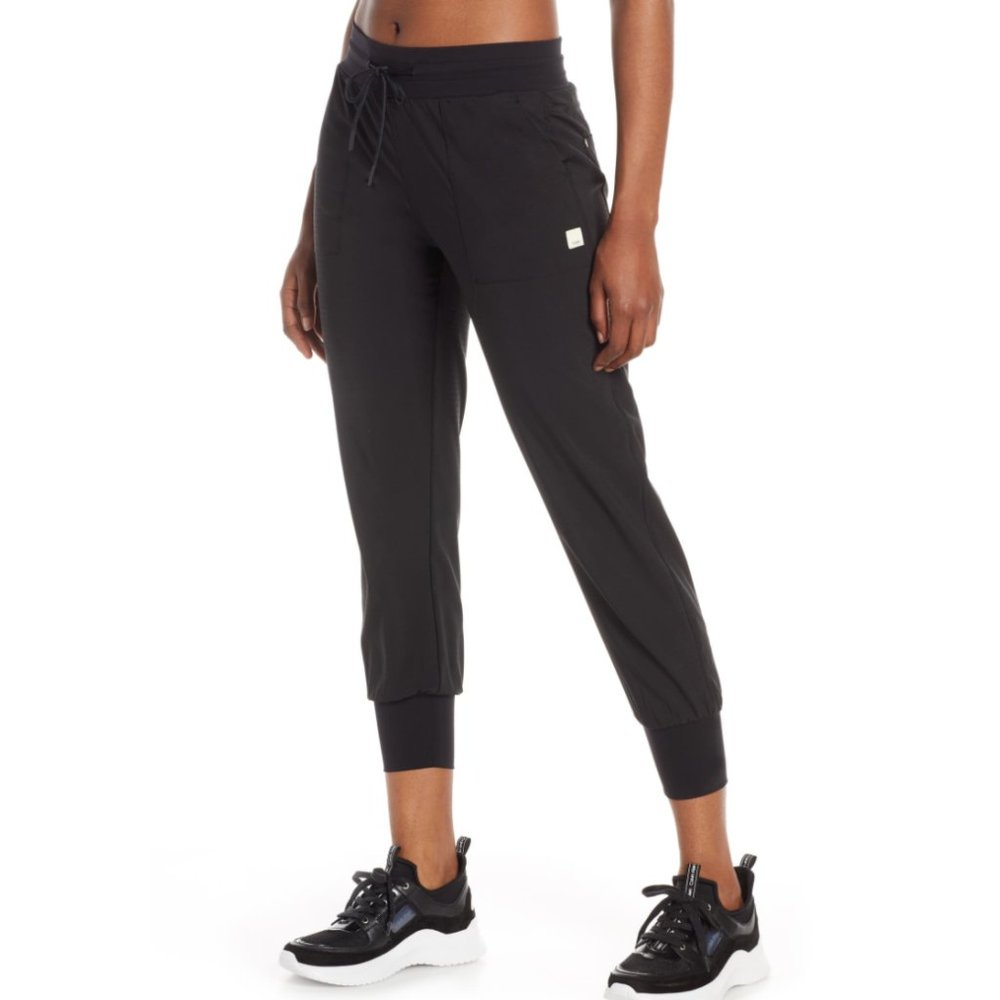 NWT VUORI Summits Woven Jogger Pants - black